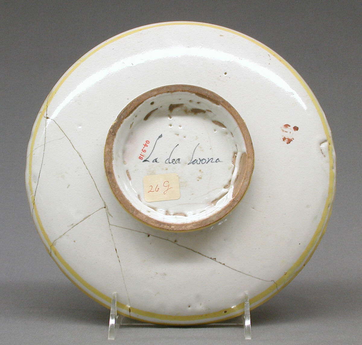 Tazza, Maiolica (tin-glazed earthenware), Italian, Urbino