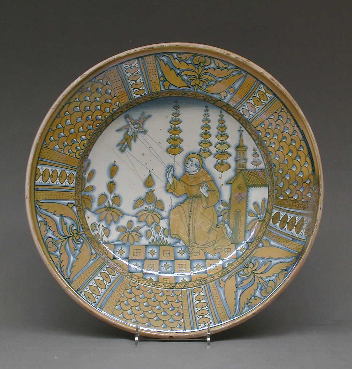 Plateau, Maiolica (tin-glazed earthenware), lustered, Italian, Deruta 