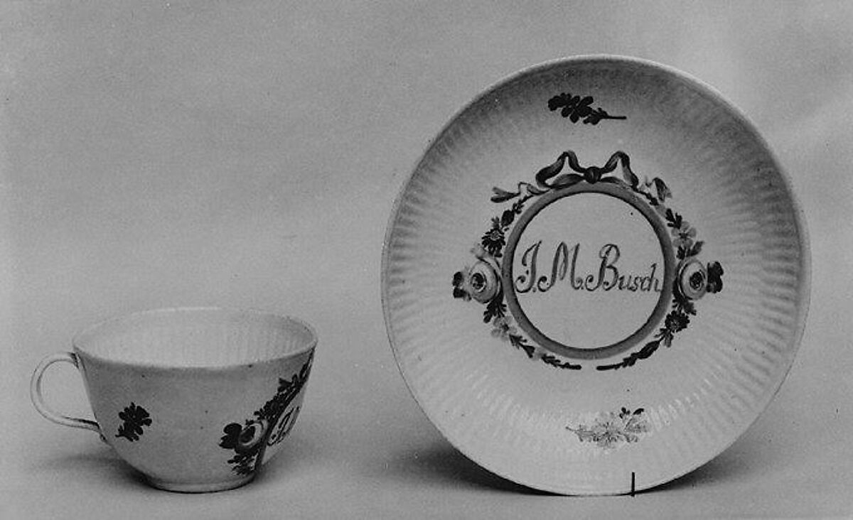 Cup and saucer, Wallendorf Porcelain Manufactory (German, founded 1764), Hard-paste porcelain, German, Thuringia, Wallendorf 