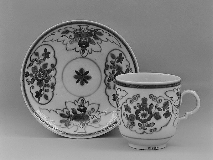 Cup and saucer, Doccia Porcelain Manufactory (Italian, 1737–1896), Hard-paste porcelain, Italian, Florence 