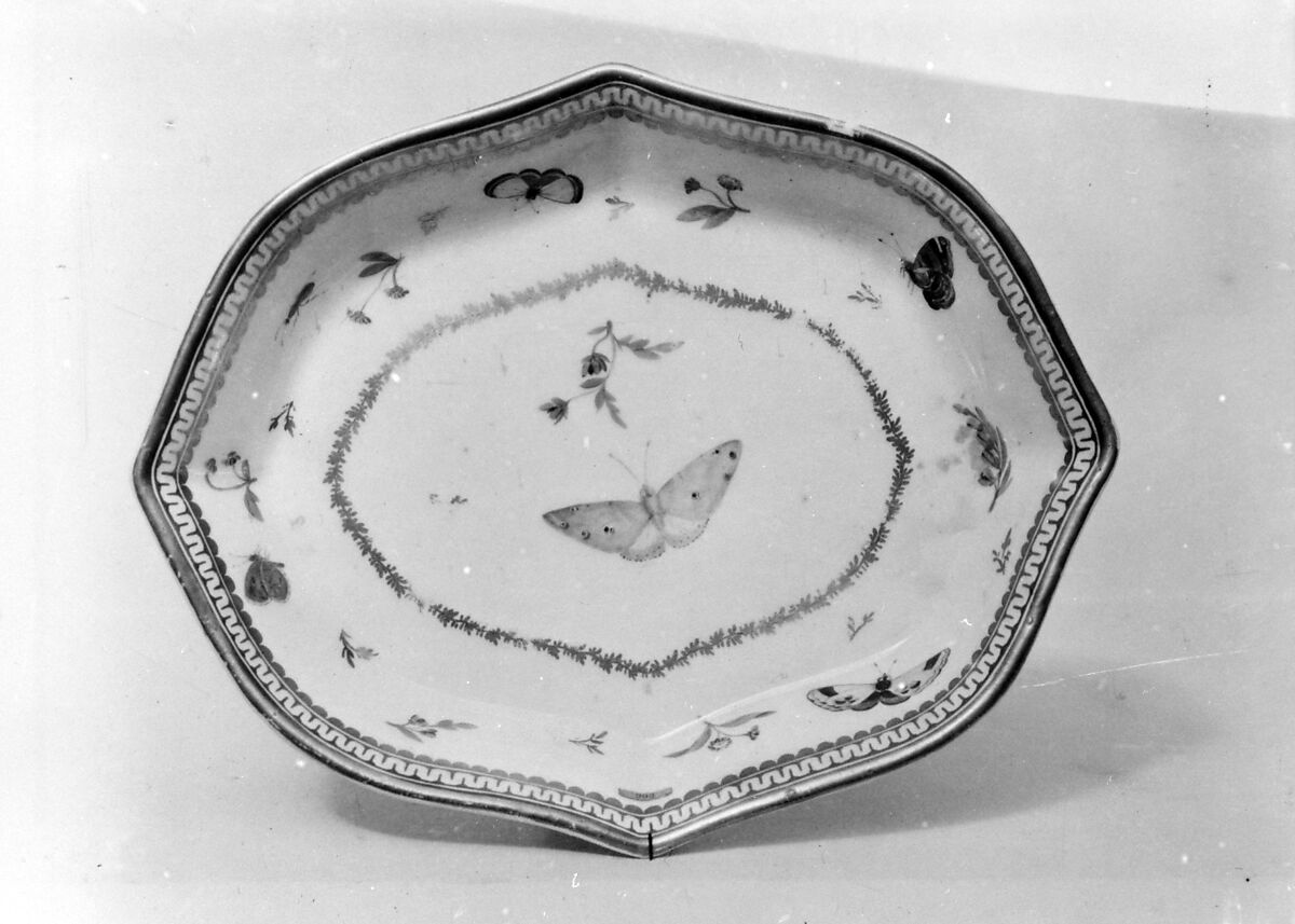 Tray (probably for a teapot), Nyon, Hard-paste porcelain, Swiss, Nyon 