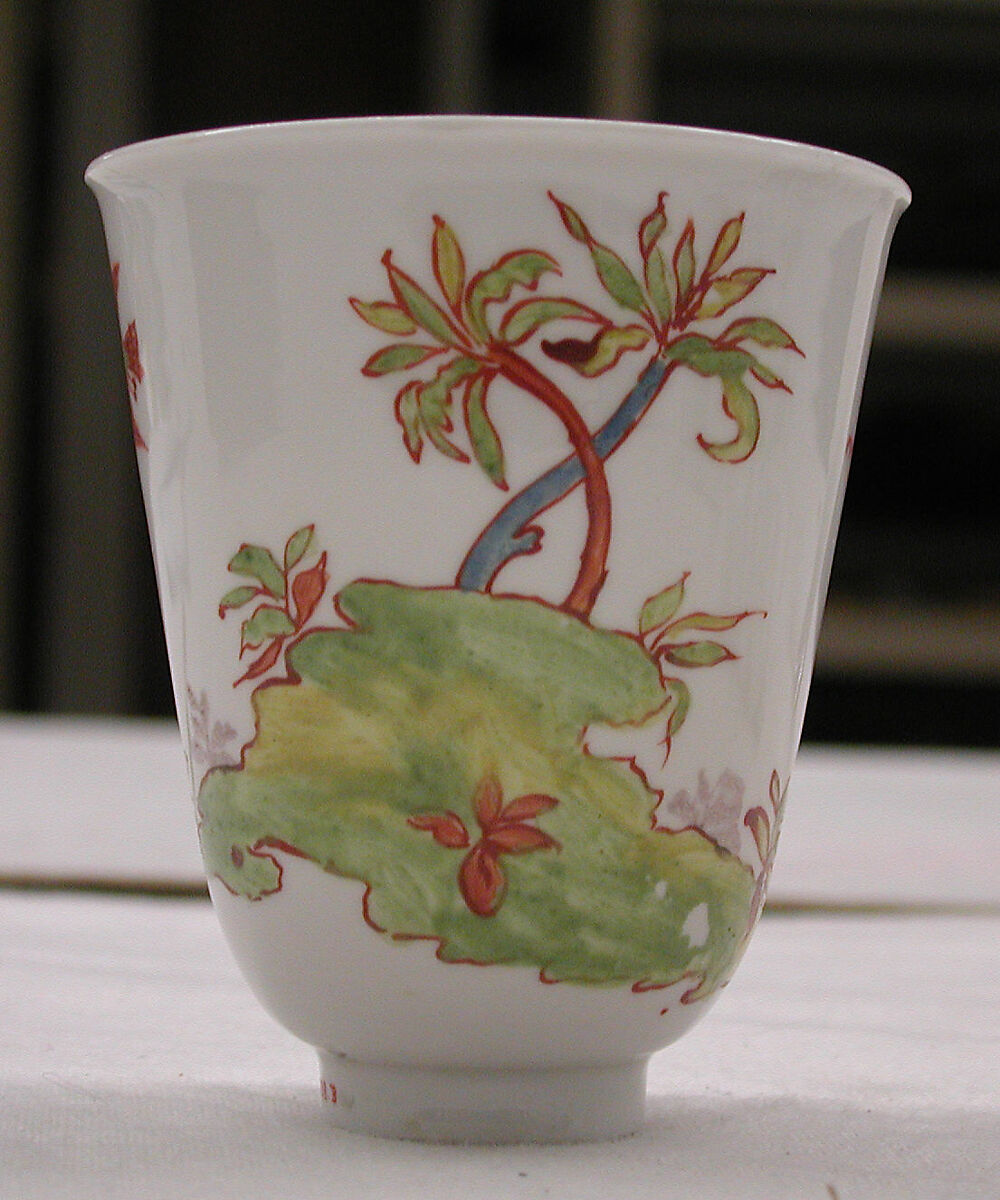 Beakers (2), Vezzi Factory (Italian, 1720–1727), Hard-paste porcelain, Italian, Venice