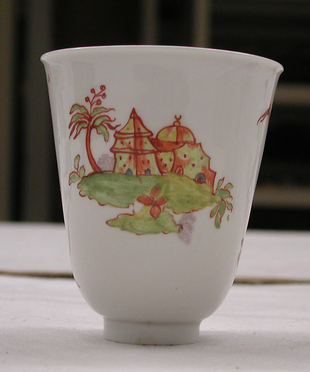 Beakers (2), Vezzi Factory (Italian, 1720–1727), Hard-paste porcelain, Italian, Venice