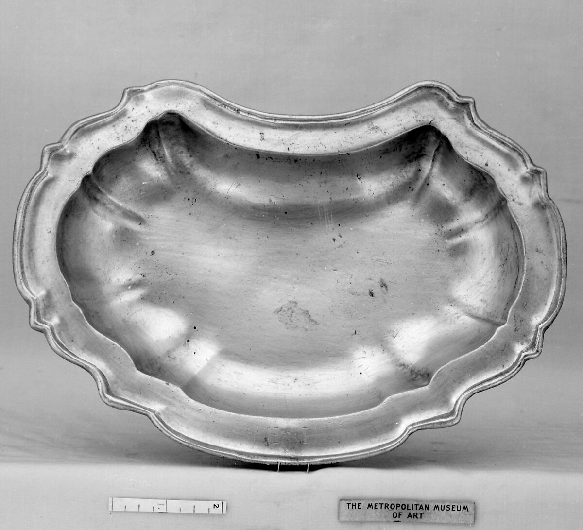 Barber's basin, Pewter, probably French 