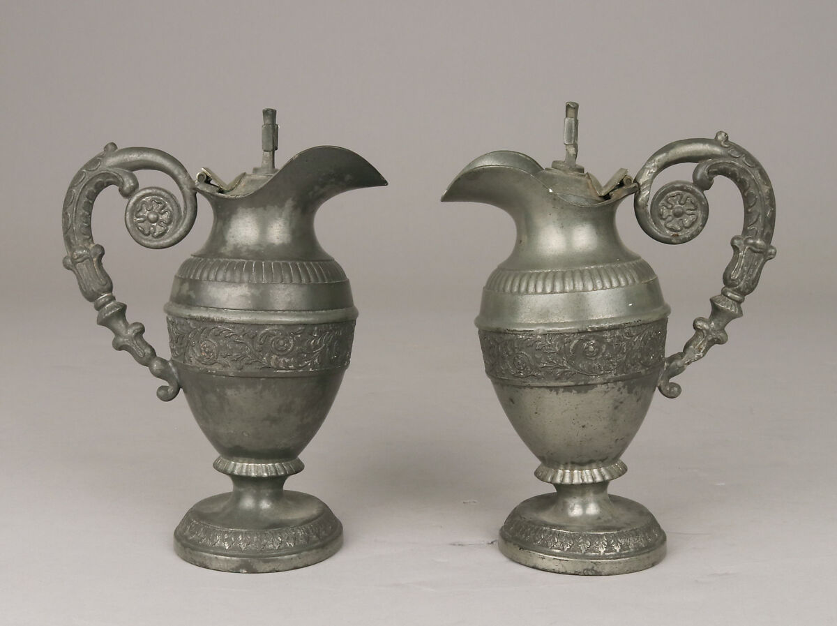 Pair of mass cruets, Pewter, French