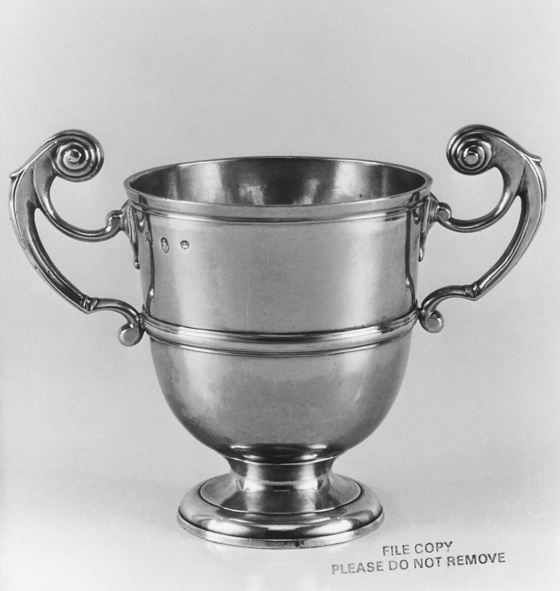 Standing cup, Thomas Sutton (active 1730–40), Silver, Irish, Dublin 