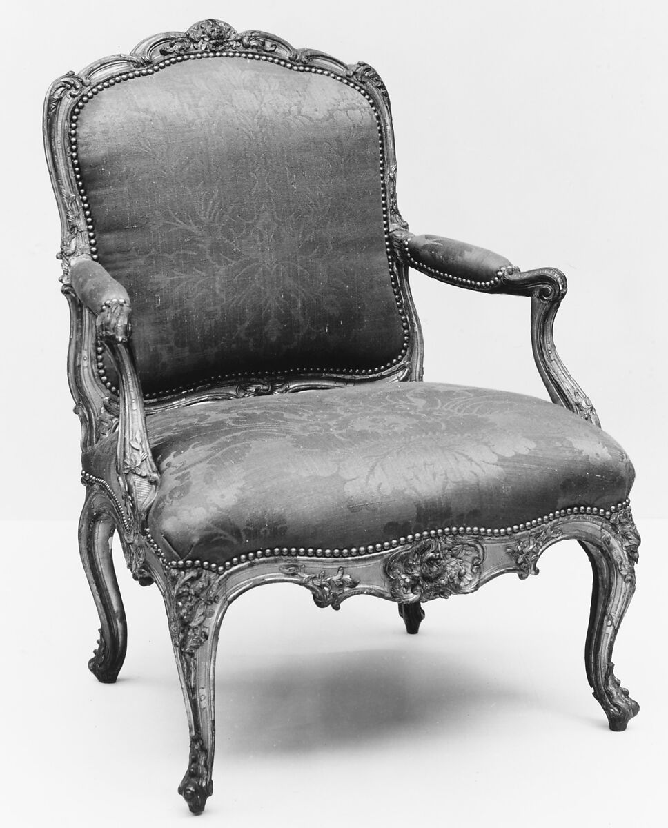 Louis XV black armchair and gilded wood - Louis XV armchairs