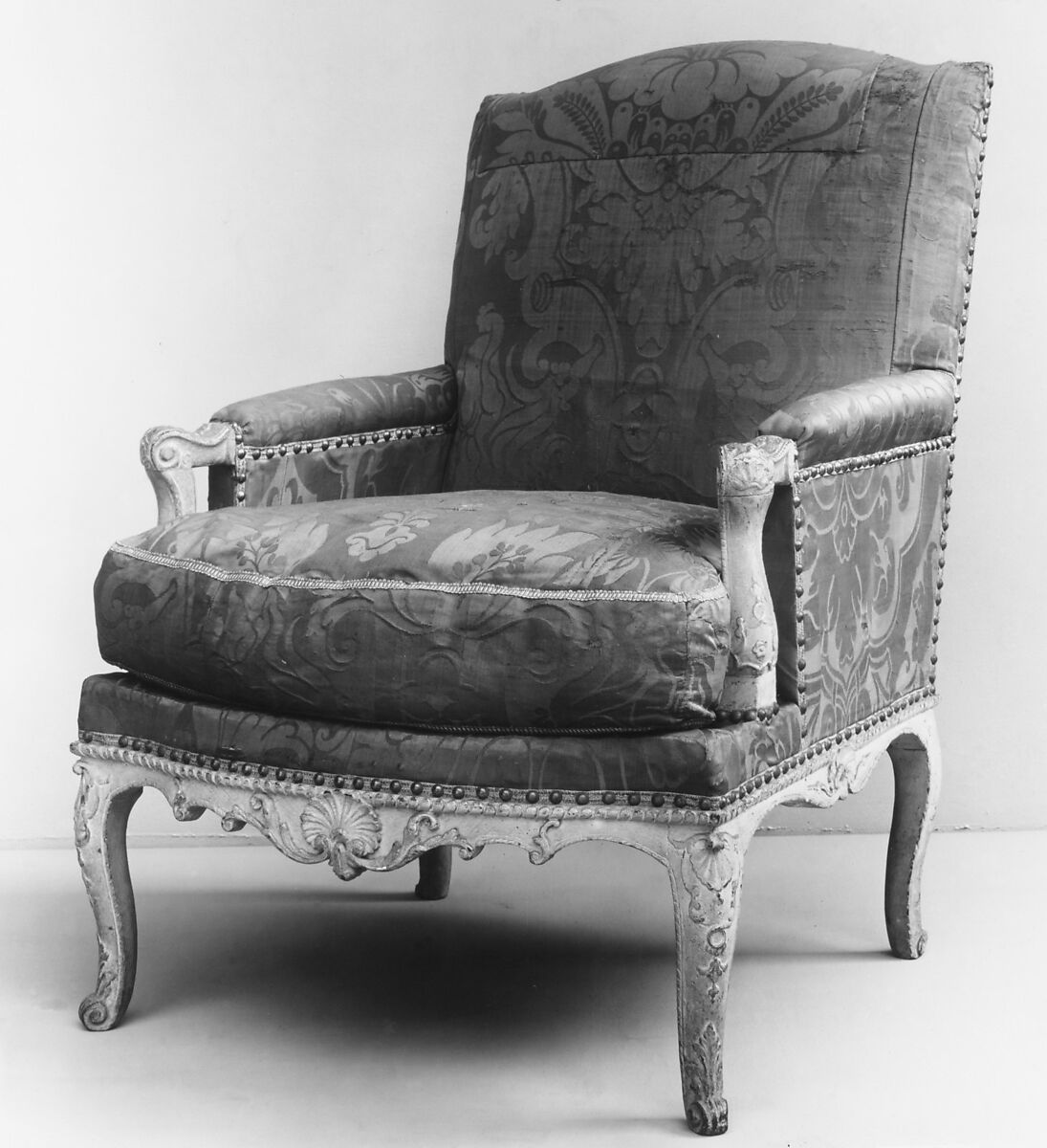 Armchair (bergère), Carved and painted beech, red damask, French 