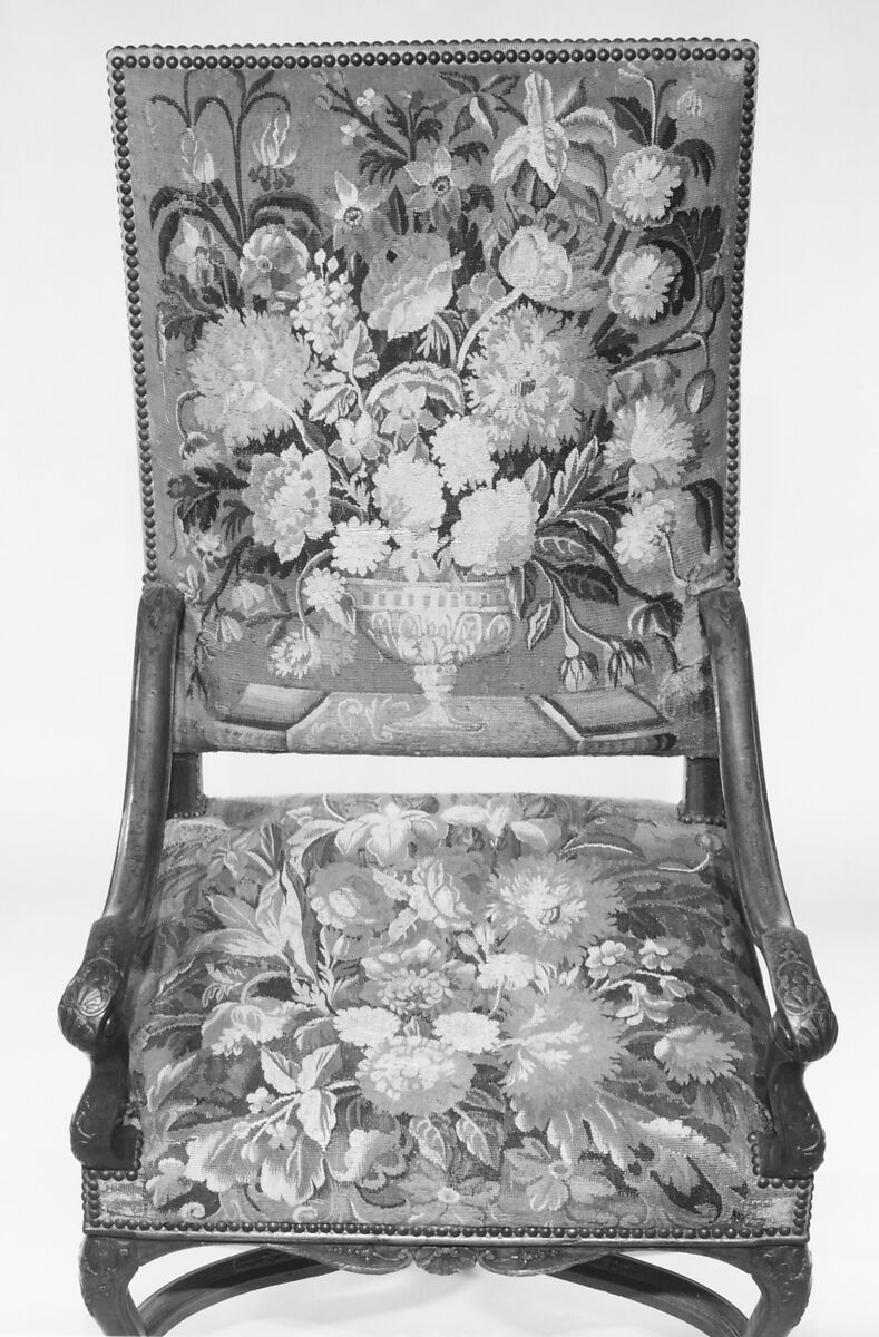 Armchair, Carved walnut with Aubusson silk and wool tapestry covers, French