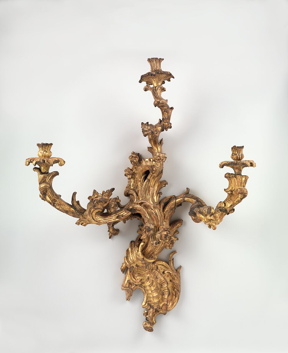 Wall light (candelabrum appliqué) (one of a pair), Carved and gilded walnut, French 