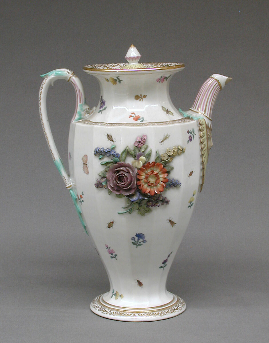 Coffeepot, Hard-paste porcelain, German 