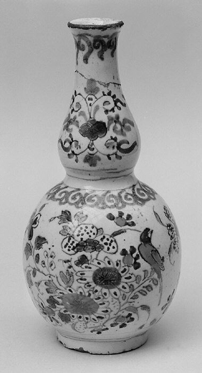 Bottle, William Cleffius, Tin-glazed earthenware, Dutch, Delft 
