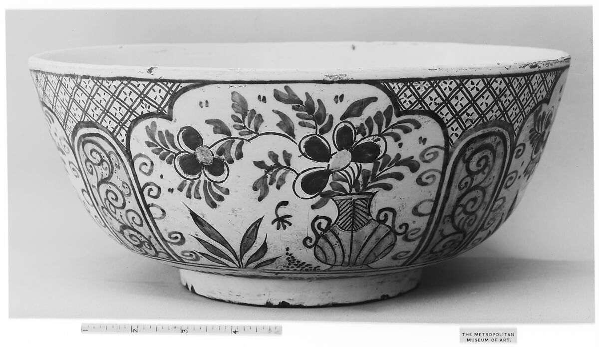 Bowl, De Porceleyne Bijl, Tin-glazed earthenware, Dutch, Delft 