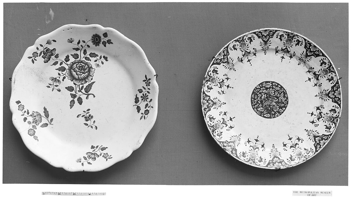 Plate, Faience (tin-glazed earthenware), French, Sinceny 