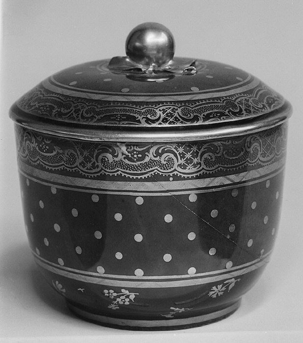 Sugar bowl, Sèvres Manufactory (French, 1740–present), Soft-paste porcelain, French, Sèvres 