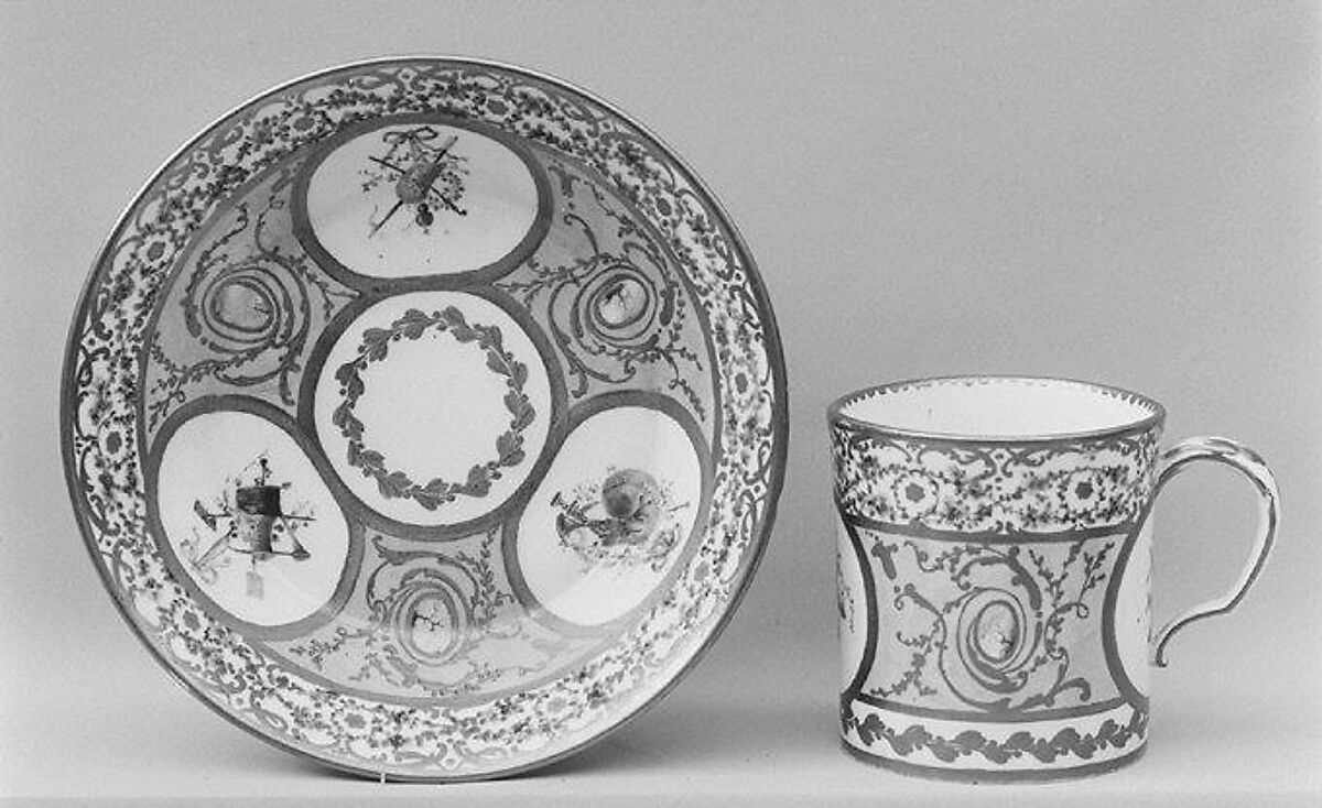 Saucer (soucoupe), Sèvres Manufactory (French, 1740–present), Soft-paste porcelain, French, Sèvres 