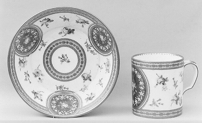 Saucer (soucoupe), Sèvres Manufactory (French, 1740–present), Soft-paste porcelain, French, Sèvres 