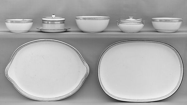 Tray (part of a set)