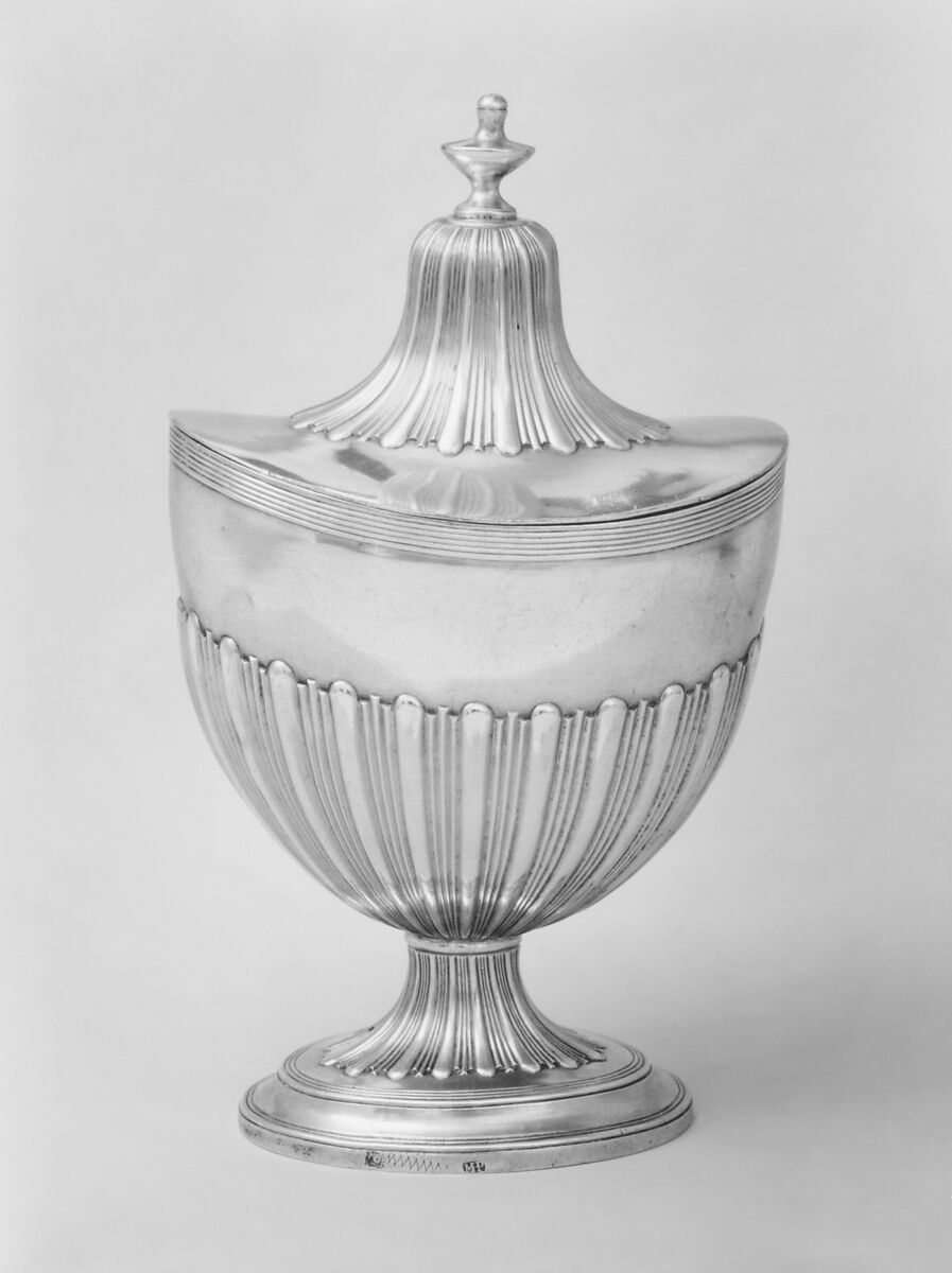 Sugar bowl with cover, M. H. P., Silver, Portuguese, Oporto 