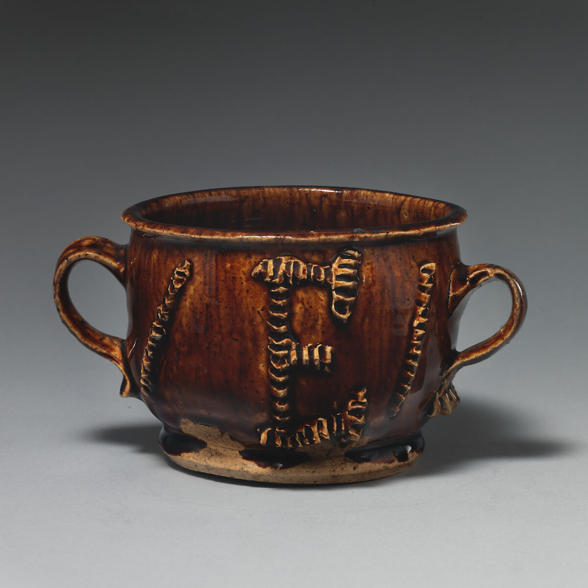 Two-handled cup, Glazed pottery, brown splash, British, Staffordshire 