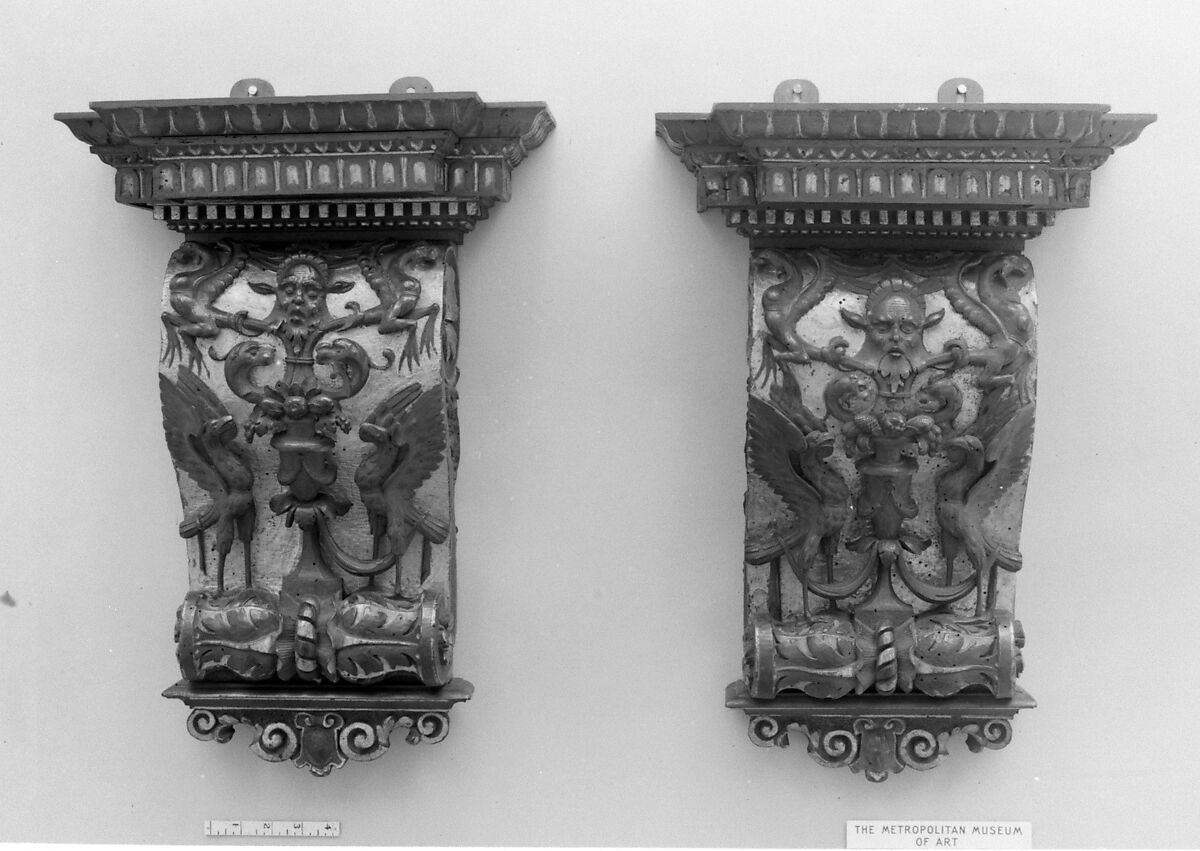Pair of brackets, Style of Antonio Barile (Italian, Siena 1452–1516), Walnut, carved and partly gilded, Italian, Siena 