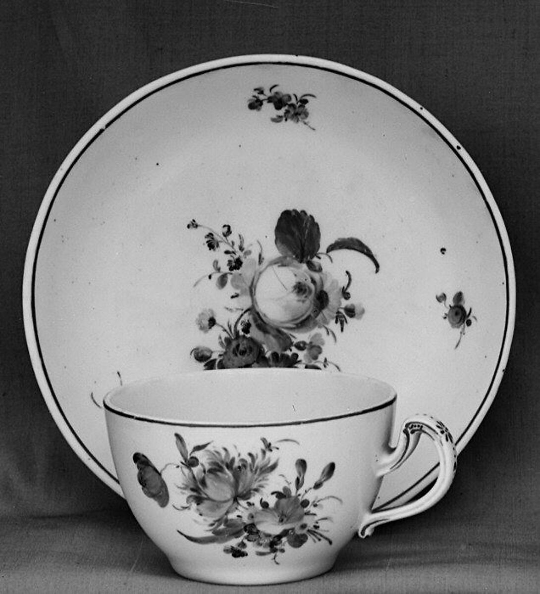 Cup and saucer, The Hague, Hard-paste porcelain, Dutch, The Hague 