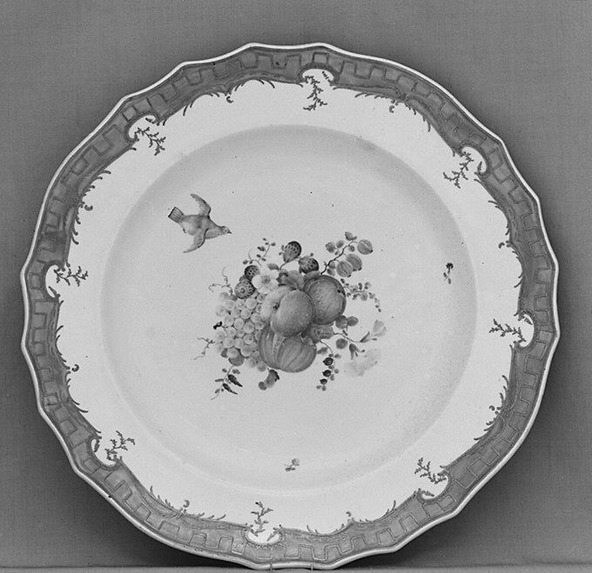 Plate, The Hague, Hard-paste porcelain, Dutch, The Hague 