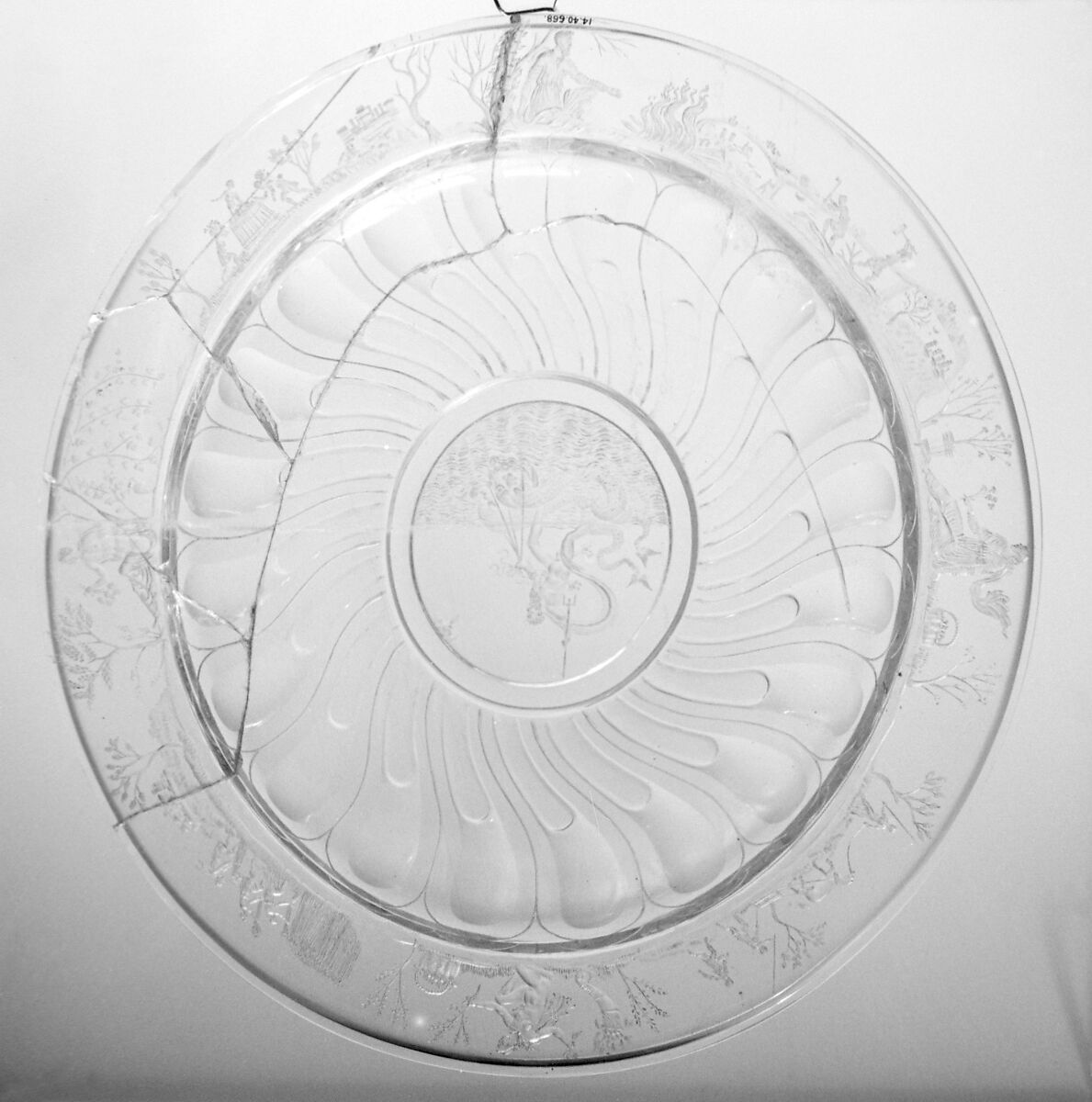 Plate, Follower of Valerio Belli (Il Vicentino) (1468–1546), Rock crystal, Northern Italian 