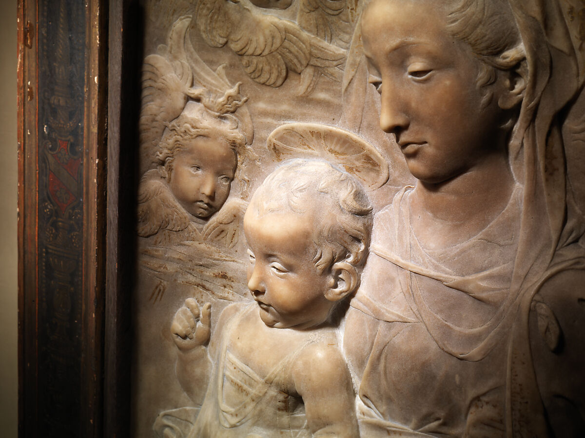 Madonna and Child with Angels, Antonio Rossellino (Italian, Settignano 1427–ca. 1479 Florence), Marble with gilt details on halo and dress, Italian, Florence