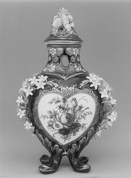 Vase with cover, Chelsea Porcelain Manufactory (British, 1745–1784, Gold Anchor Period, 1759–69), Soft-paste porcelain, British, Chelsea 