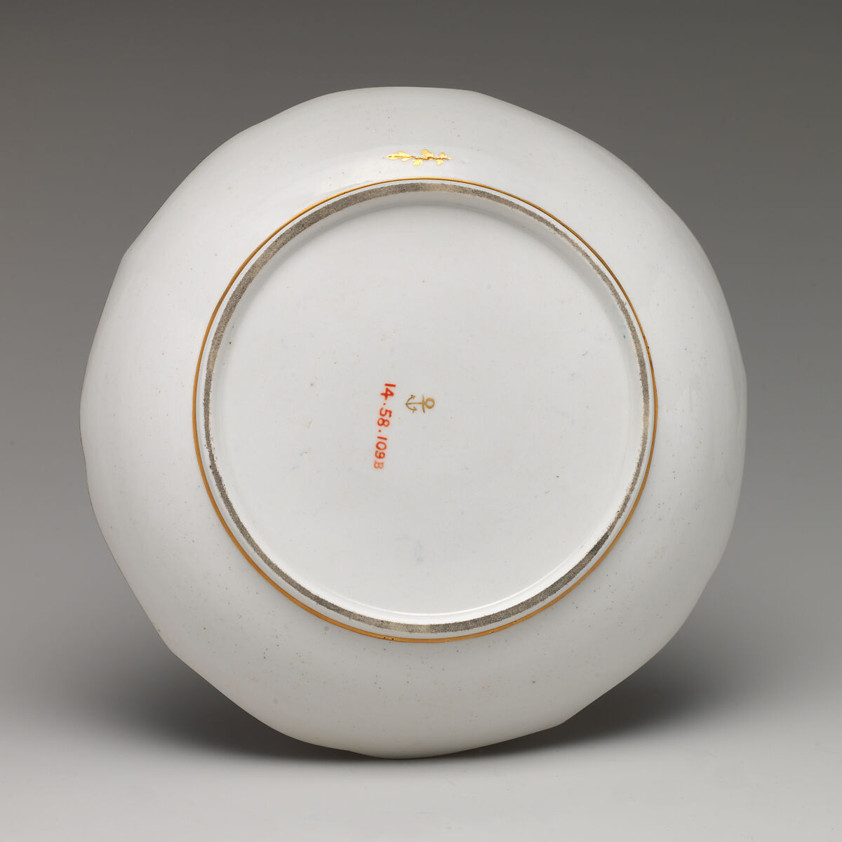 Bowl and tray, Chelsea Porcelain Manufactory (British, 1745–1784, Gold Anchor Period, 1759–69), Soft-paste porcelain, British, Chelsea