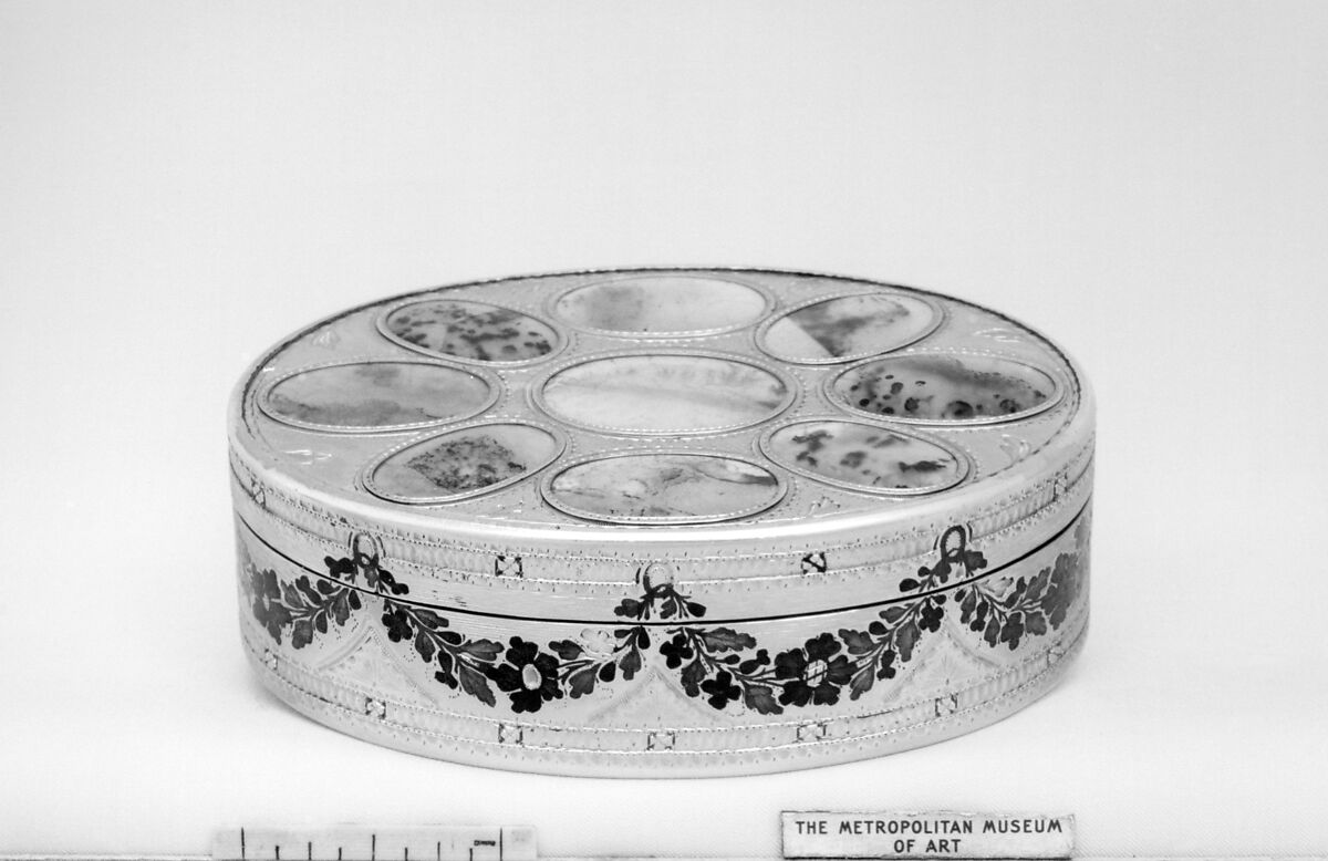 Box, Silver, silver gilt, enamel, moss agates, German 
