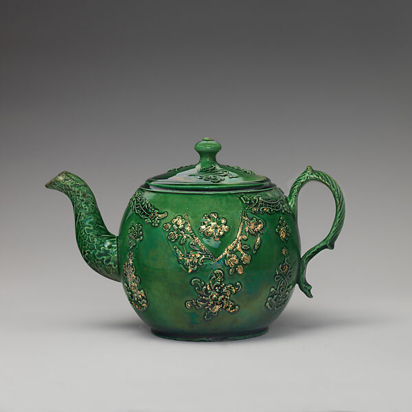 Teapot, Probably by Whieldon and Wedgwood (1754–1759), Lead-glazed earthenware with gilding, British 