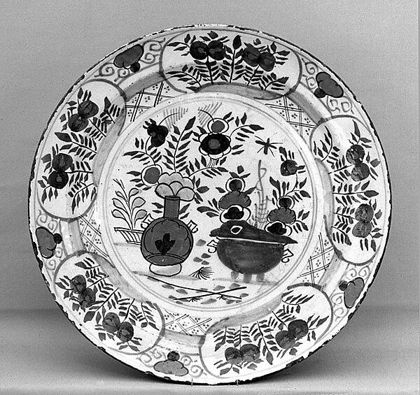 Plate, Possibly Factory of de Porceleyne Lampetkan, Tin-glazed earthenware, Dutch, Delft