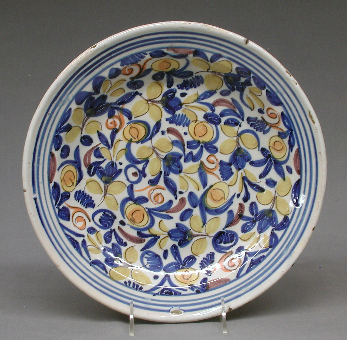 Dish or plaque, Tin-glazed earthenware, Spanish 