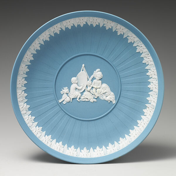 Dish, Josiah Wedgwood and Sons (British, Etruria, Staffordshire, 1759–present), Jasperware, British, Staffordshire 