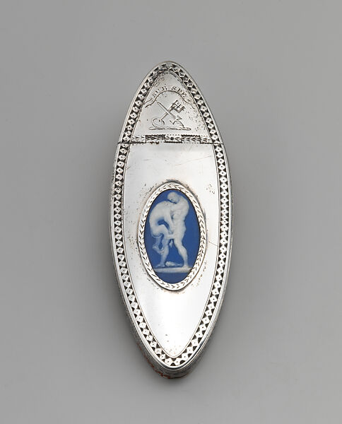 Snuffbox, Josiah Wedgwood and Sons (British, Etruria, Staffordshire, 1759–present), Silver, jasperware, British, Etruria, Staffordshire 