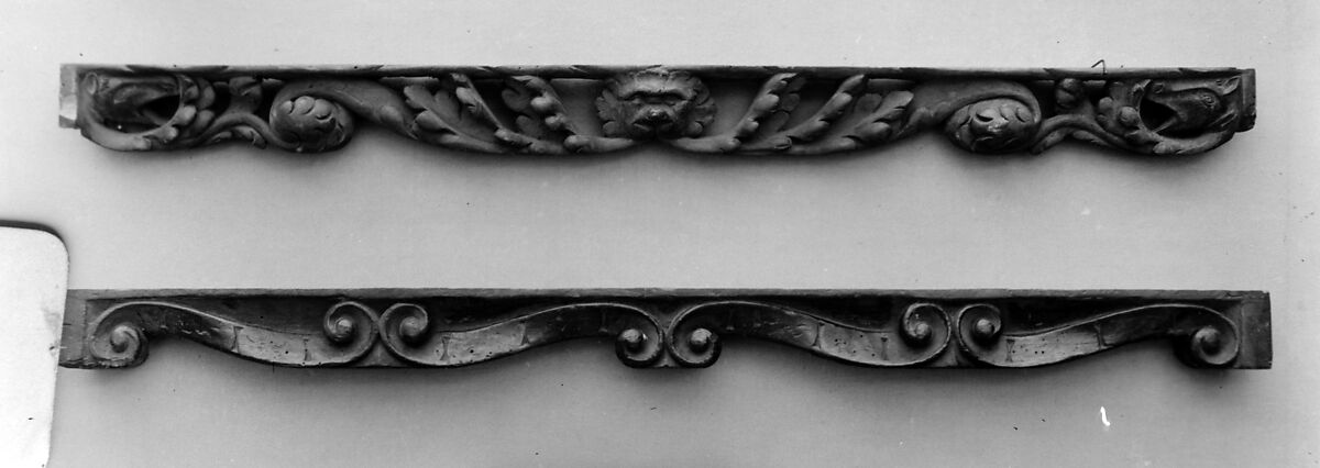 Cross-bar, Carved oak, French 