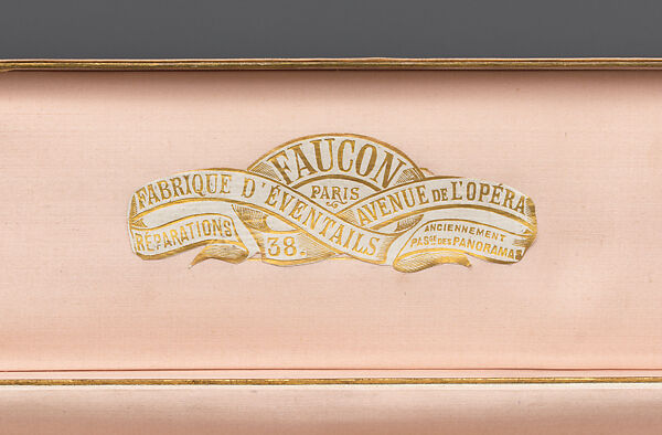 Fan, Mother-of-pearl, gold, silver, ivory, diamonds and lace, Belgian, Brussels with French sticks