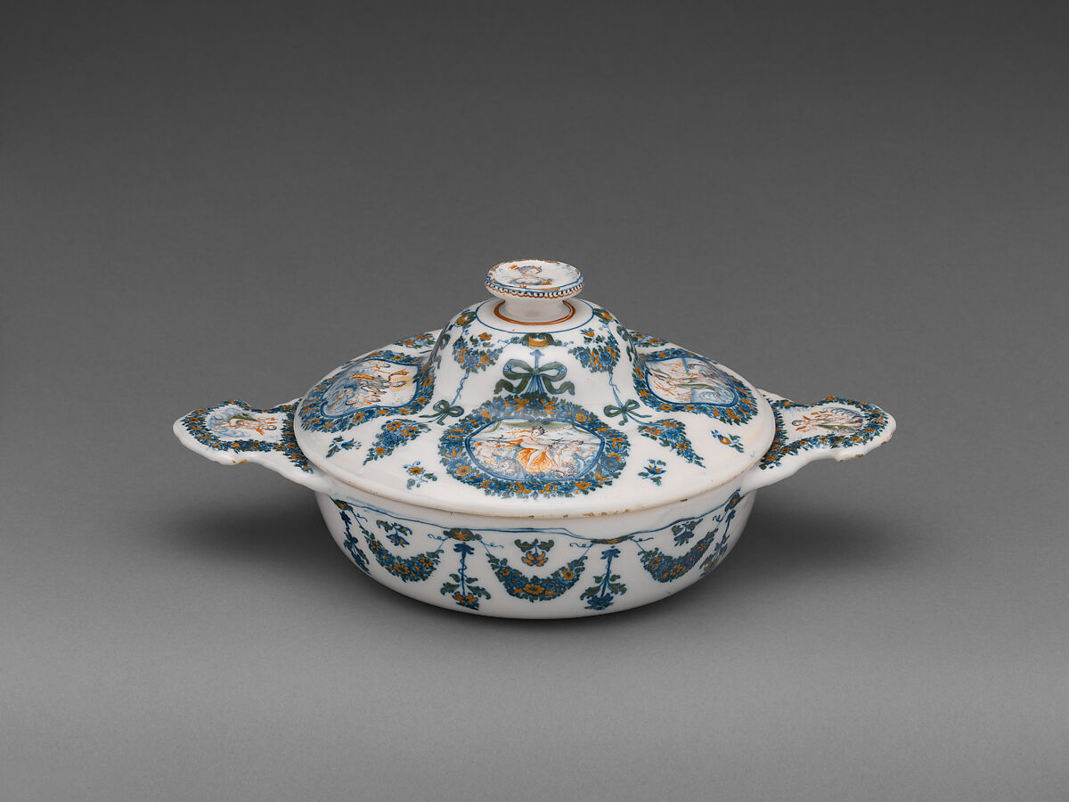 Dish with cover (Écuelle), Olérys Factory (French, established Moustiers, 1738), Faience (tin-glazed earthenware), French, Moustiers 