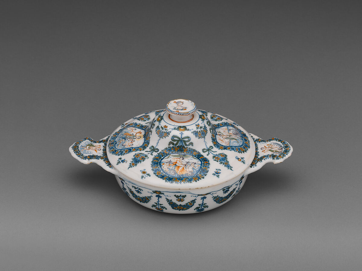 Dish with cover (Écuelle), Olérys Factory (French, established Moustiers, 1738), Faience (tin-glazed earthenware), French, Moustiers