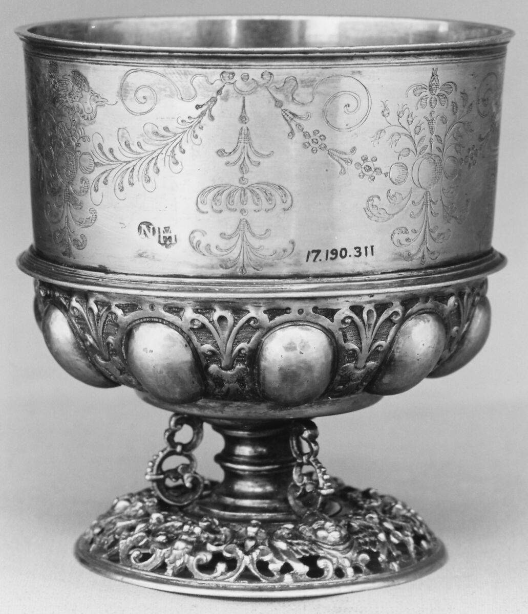 Cup, Heinrich Mack (1581–1626, master 1612), Silver gilt, German, Nuremberg 