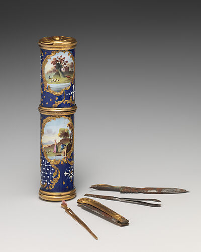 Nécessaire