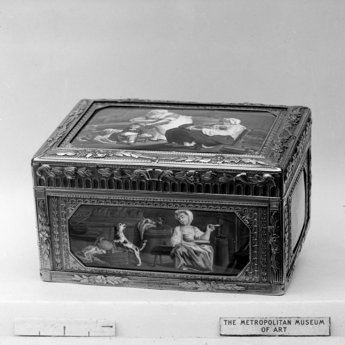 Snuffbox with miniatures representing domestic scenes and still-life subjects, Mathieu Coiny fils (born 1723, master 1755, recorded 1788), Gold, enamel, French, Paris 