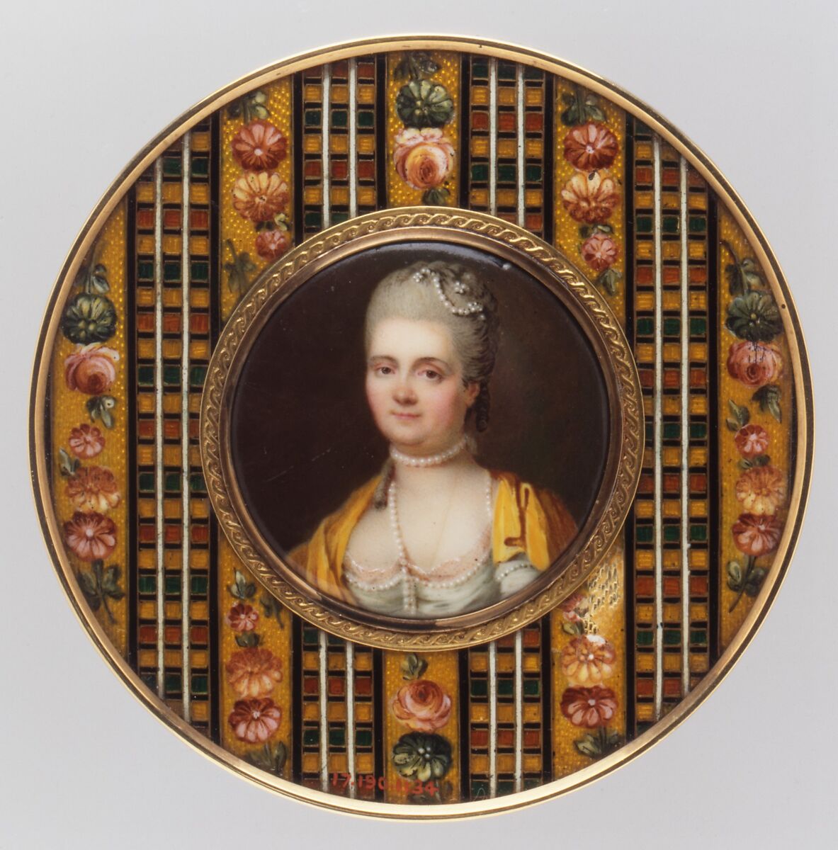 Box with portrait of a woman, Miniature attributed to Johann Heinrich Hurter (Swiss, Schaffhausen 1734–1799 Düsseldorf), Gold, enamel, possibly Danish