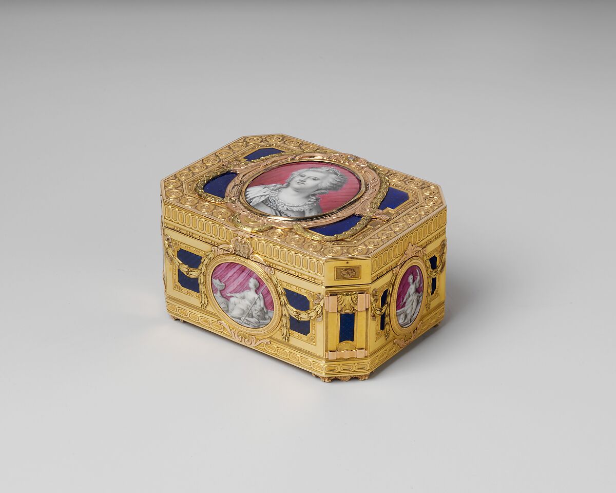 Snuffbox