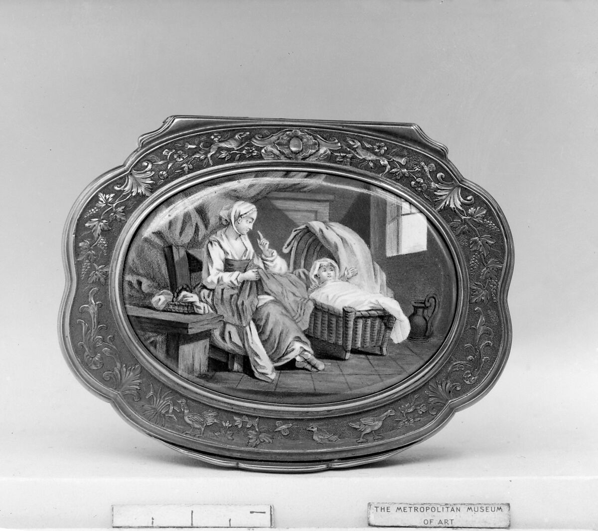 Snuffbox with domestic scene, Gold, enamel, possibly German 