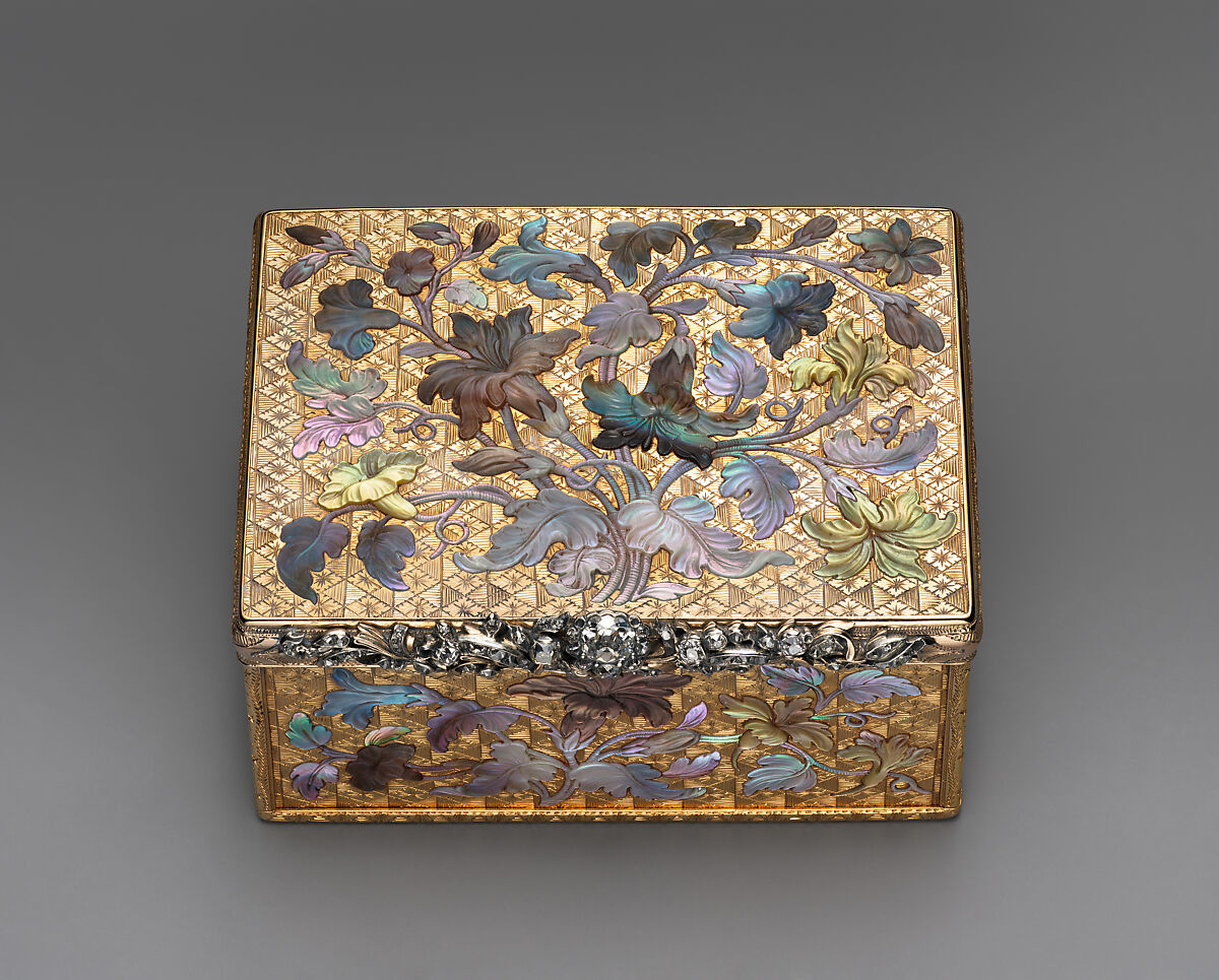 Snuffbox, Probably by Daniel Baudesson (1716–1785, working 1730–80), Gold, tinted mother-of-pearl, diamonds, German, Berlin