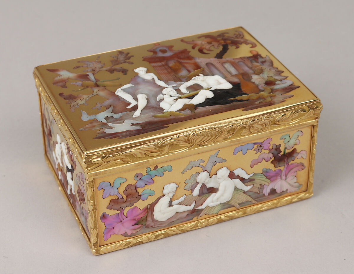 Snuffbox, Michel de Lassus (master 1720, died 1772), Gold, mother-of-pearl, ivory, French, Paris