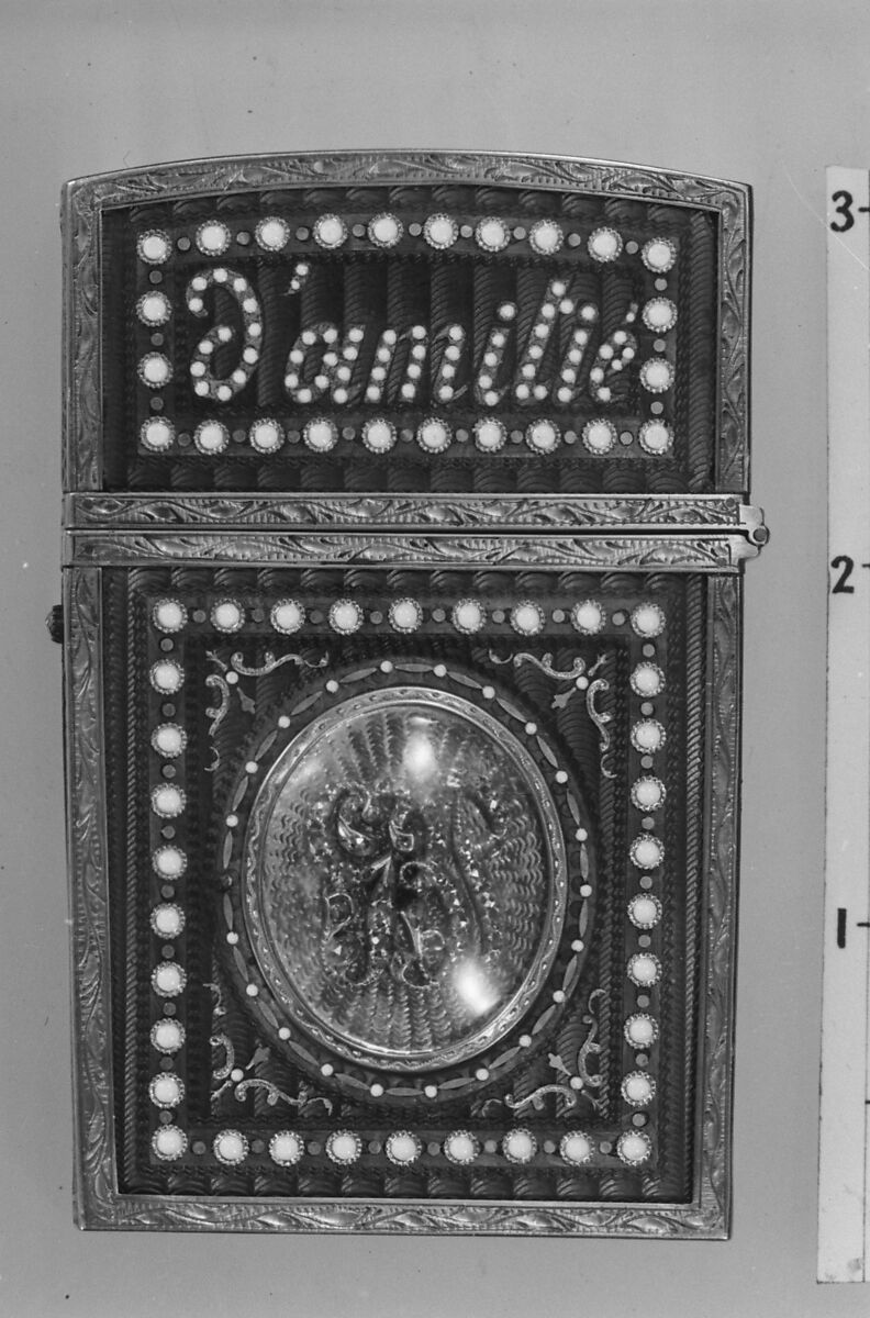 Souvenir with portrait of a man, Miniature attributed to Louis Marie Sicardi (French, Avignon 1743–1825 Paris), Gold, enamel, diamonds; ivory, possibly French